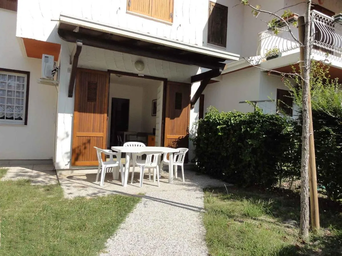 Apartment In Bibione 38314 Italy