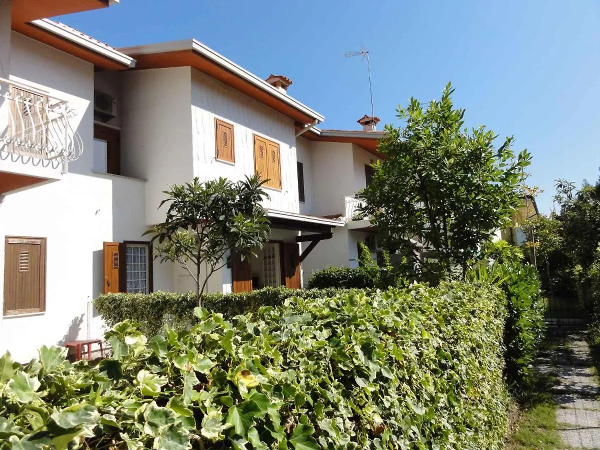 Apartment In Bibione 38314