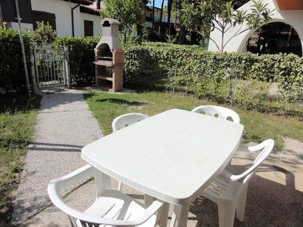 Apartment In Bibione 38314 Italy
